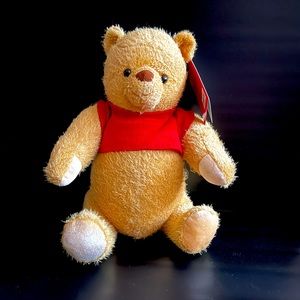 “Christopher Robin” Winnie the Pooh